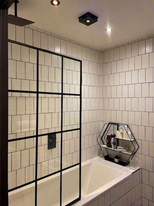 Cityzenretreat - Mezzanine Apartment Sleeps 4 Sheffield City Centre Exterior photo